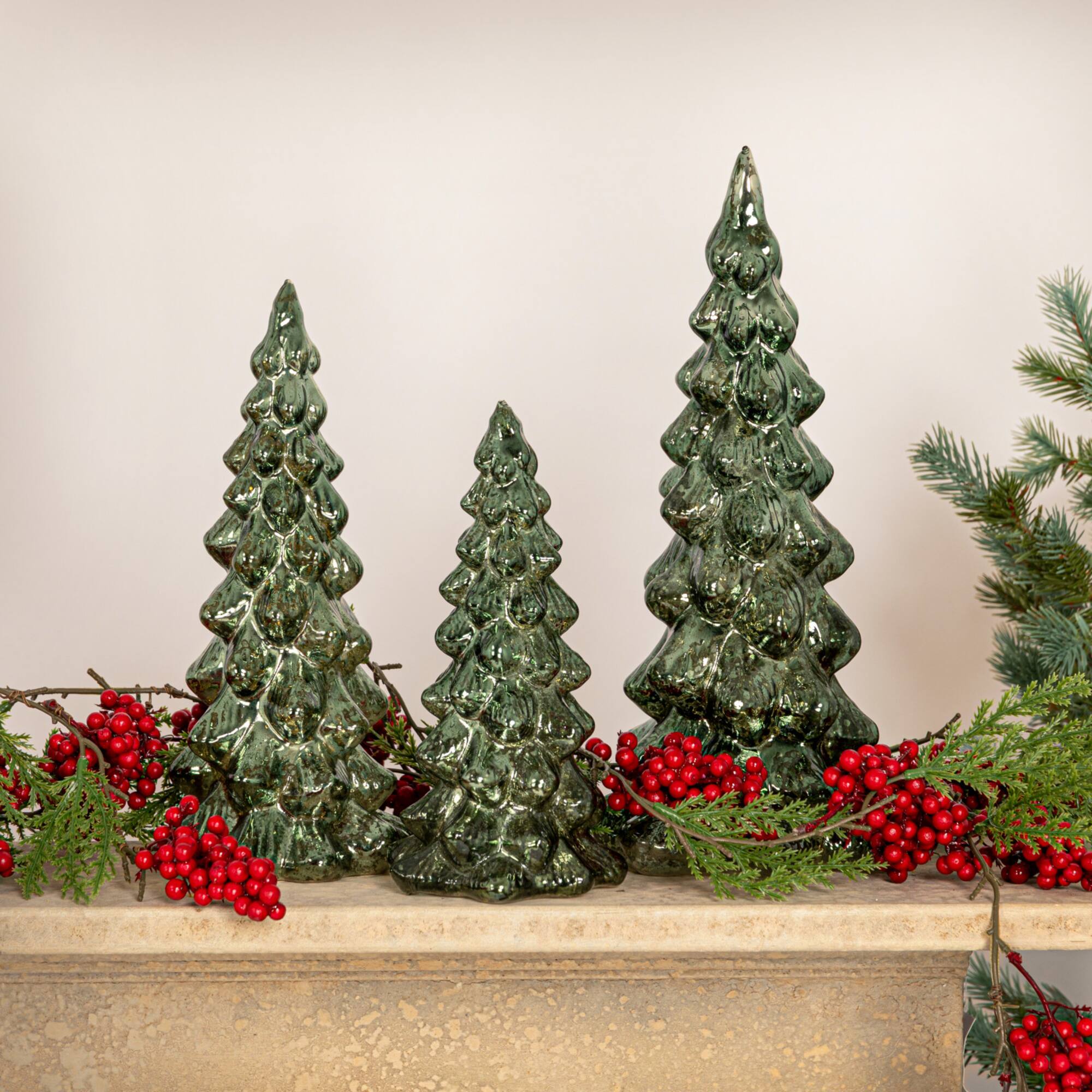 Hello Honey® Green LED Glass Christmas Tree Set